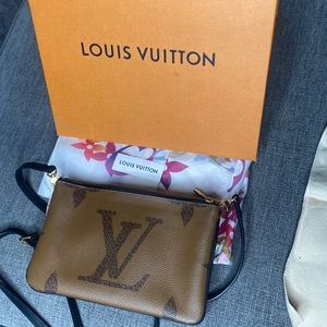 Louis Vuitton Double zip pochette